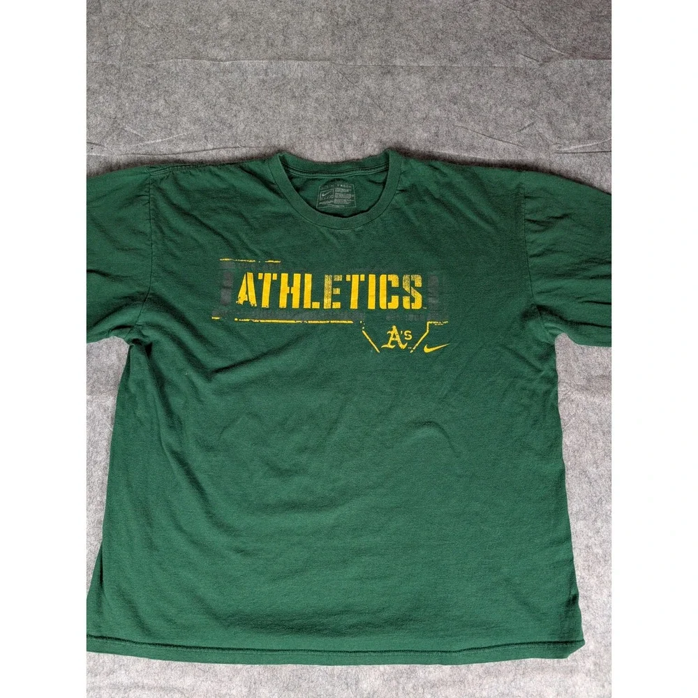 Nike Athletics Green Long Sleeve T‎ Shirt Mens Large MLB